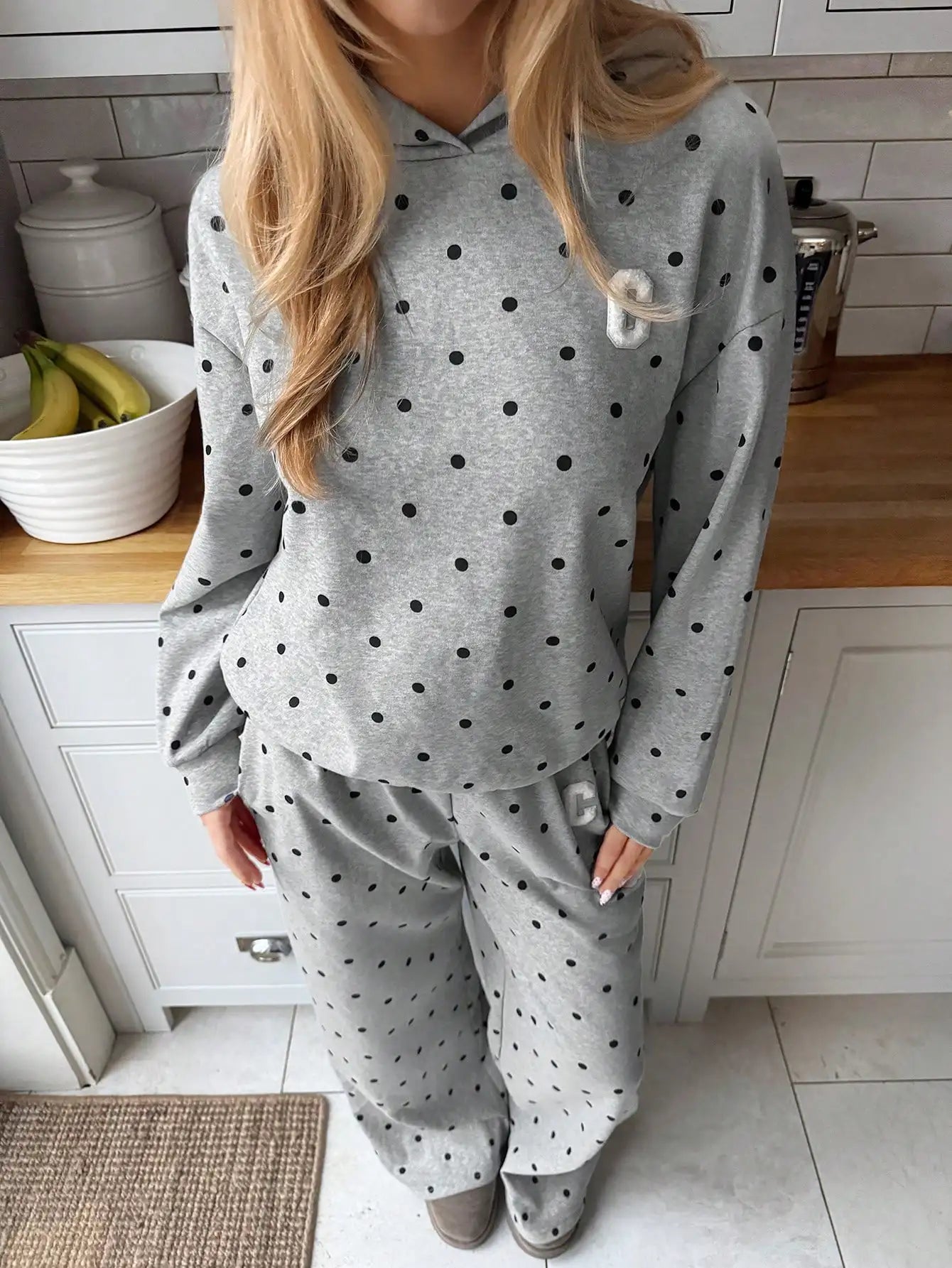 Women's Thermal Lined Hoodie & Sweatpants 2-Piece Set, Loose Fit, California Design, Grey