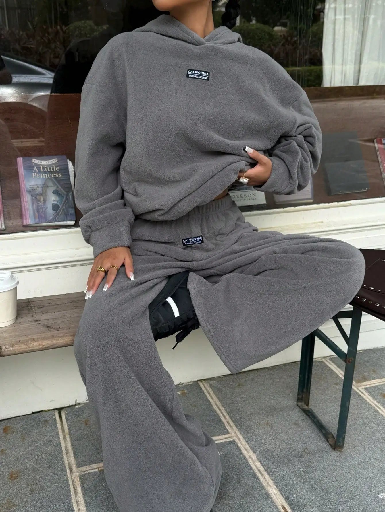 Women's Thermal Lined Hoodie & Sweatpants 2-Piece Set, Loose Fit, California Design, Grey